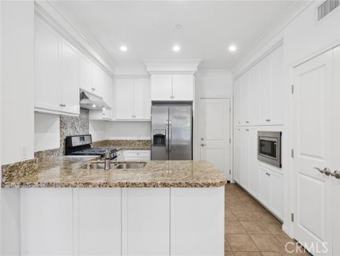 107 Mayfair , Irvine, CA