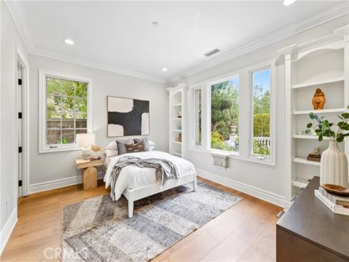 22  Crest Terrace  , Irvine, CA