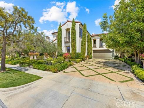 28  Blue Summit  , Irvine, CA