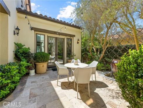 28  Blue Summit  , Irvine, CA