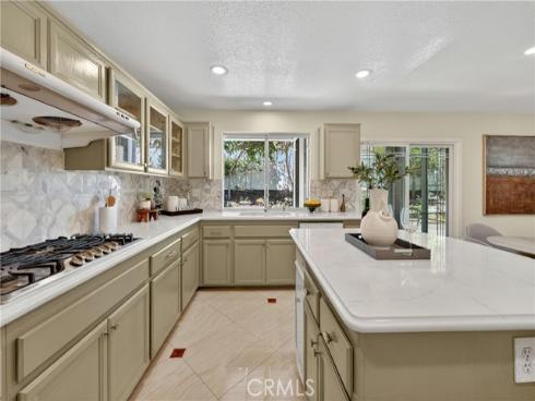 7 Carriage , Irvine, CA