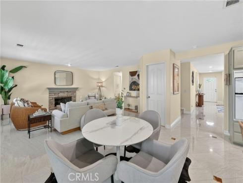 7 Carriage , Irvine, CA