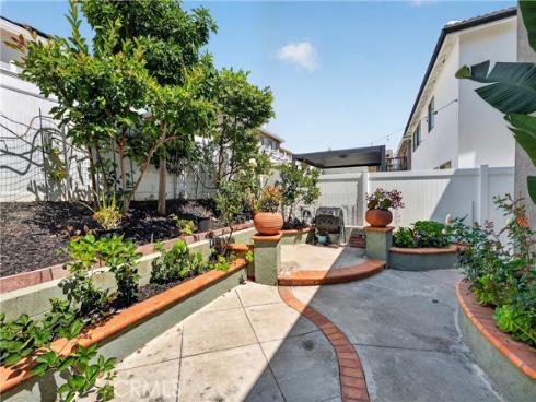 7 Carriage , Irvine, CA