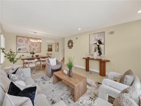 7 Carriage , Irvine, CA