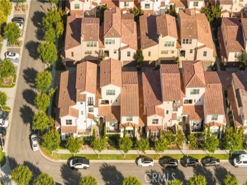 56 Bay Layrel , Irvine, CA