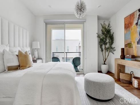 252 Harringay , Irvine, CA
