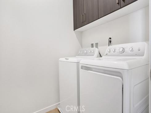 252  Harringay  , Irvine, CA