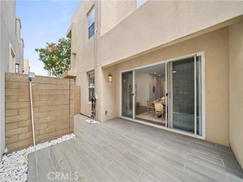 229 Radial , Irvine, CA