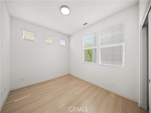 229 Radial , Irvine, CA