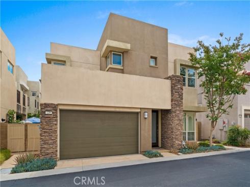 229  Radial  , Irvine, CA