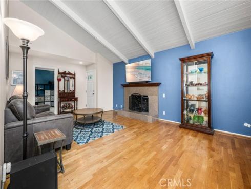 9 Badger Pass , Irvine, CA