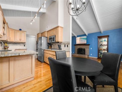 9 Badger Pass , Irvine, CA