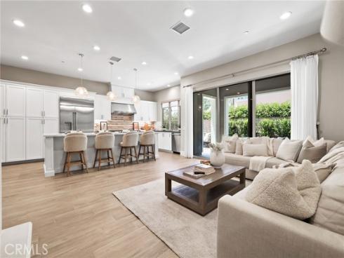 63  Pedigree  , Irvine, CA