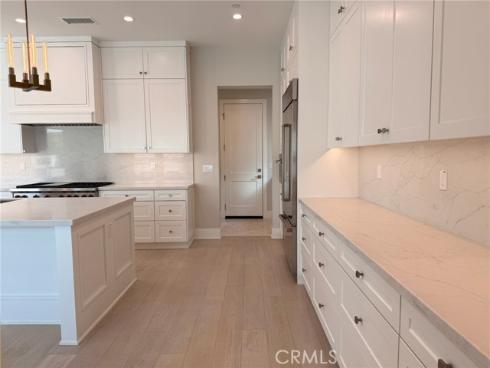 124  Sunnyslope  , Irvine, CA