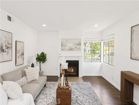 155 Rockwood , Irvine, CA