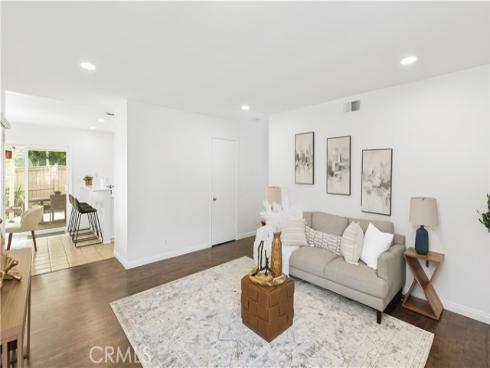 155 Rockwood , Irvine, CA