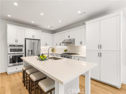 118 Mangrove Banks , Irvine, CA
