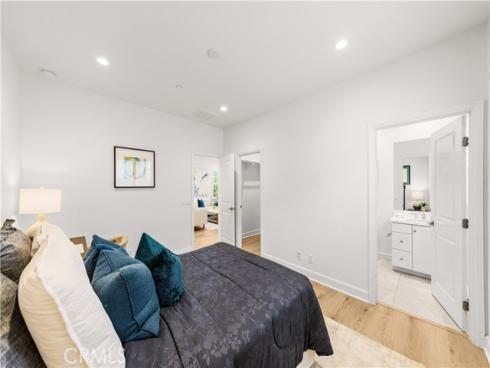 118 Mangrove Banks , Irvine, CA