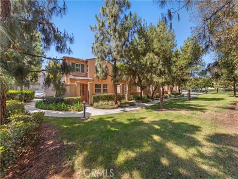40 Trailing Vine , Irvine, CA