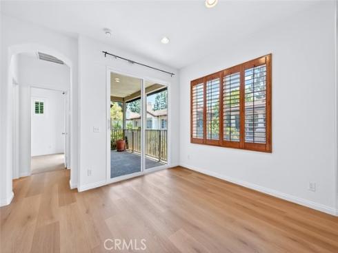447 Ridgeway , Irvine, CA