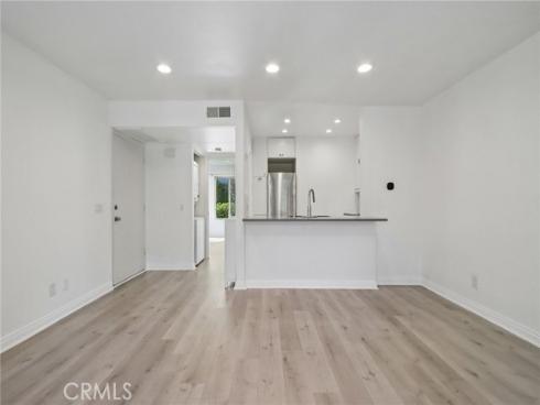 288 Tangelo , Irvine, CA