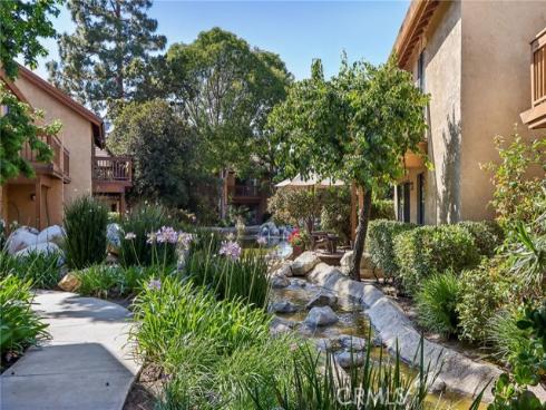 288 Tangelo , Irvine, CA