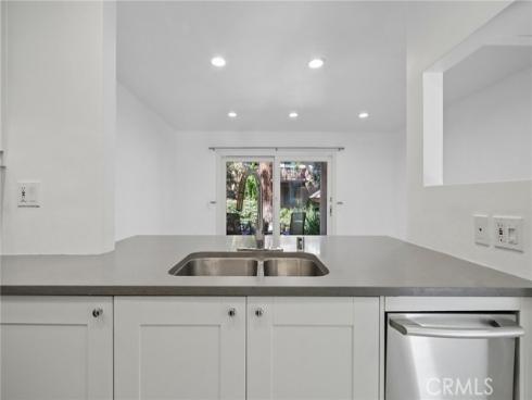 288 Tangelo , Irvine, CA