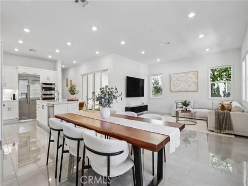 337 Abacus , Irvine, CA