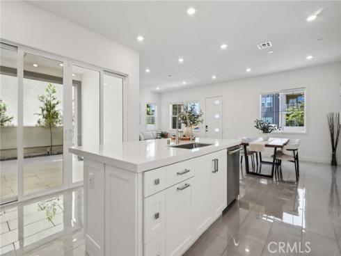 337 Abacus , Irvine, CA