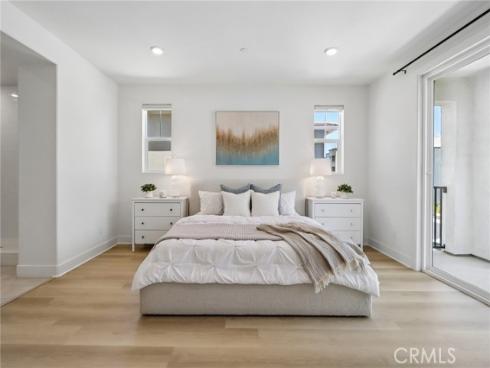 337 Abacus , Irvine, CA