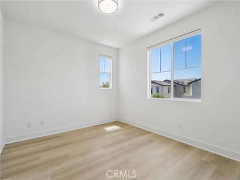 337 Abacus , Irvine, CA