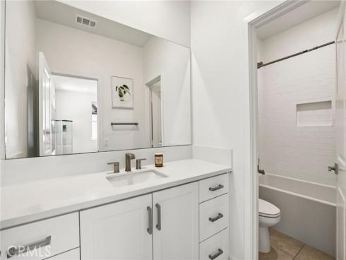 337 Abacus , Irvine, CA