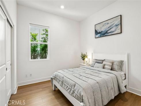 337 Abacus , Irvine, CA