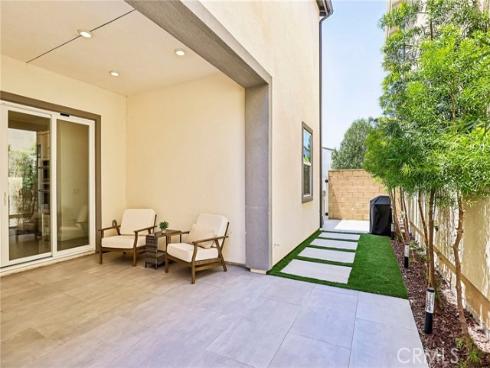 337 Abacus , Irvine, CA