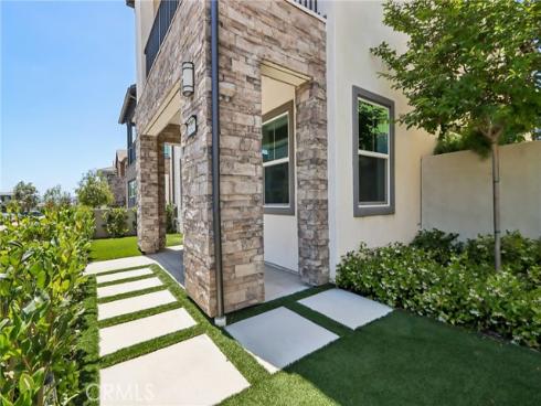 337 Abacus , Irvine, CA