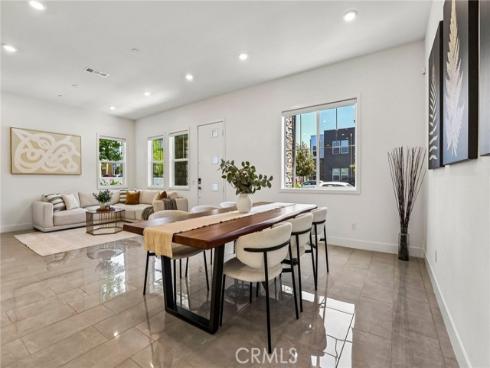 337 Abacus , Irvine, CA