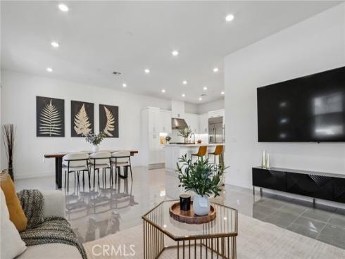 337 Abacus , Irvine, CA