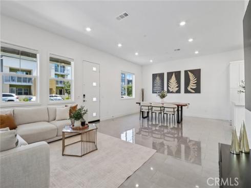 337 Abacus , Irvine, CA