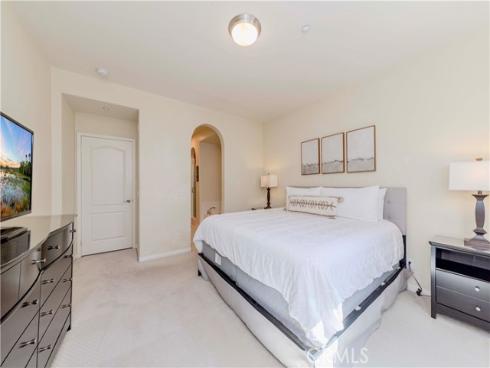 78  Talisman  , Irvine, CA