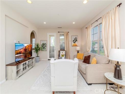 78  Talisman  , Irvine, CA
