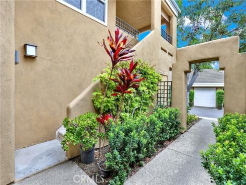 24 Vassar Aisle , Irvine, CA