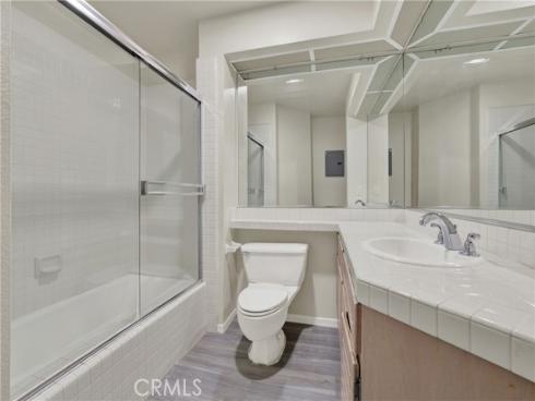 24 Vassar Aisle , Irvine, CA