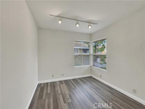24 Vassar Aisle , Irvine, CA