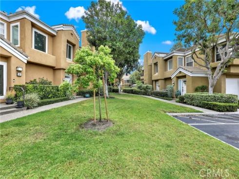 24 Vassar Aisle , Irvine, CA