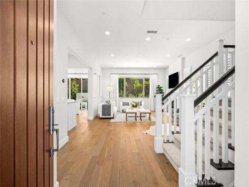 63 Lugano , Irvine, CA