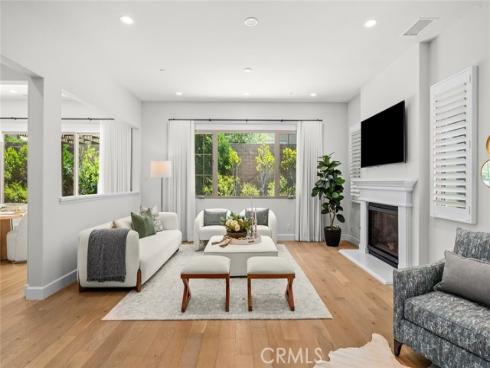 63 Lugano , Irvine, CA