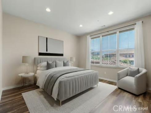 61 Origin , Irvine, CA