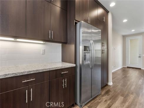 61 Origin , Irvine, CA