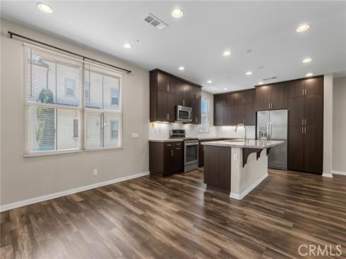 61 Origin , Irvine, CA