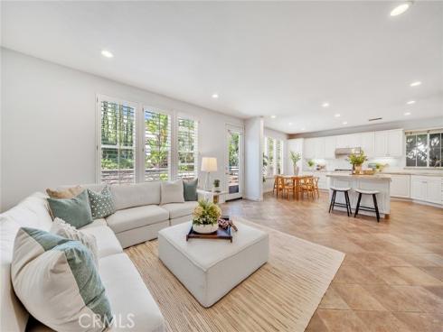 7 Bayleaf , Irvine, CA